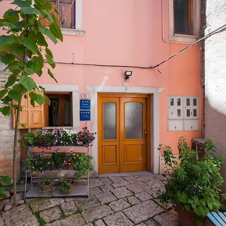 Guesthouse Ancient Stone Rovinj Exterior photo