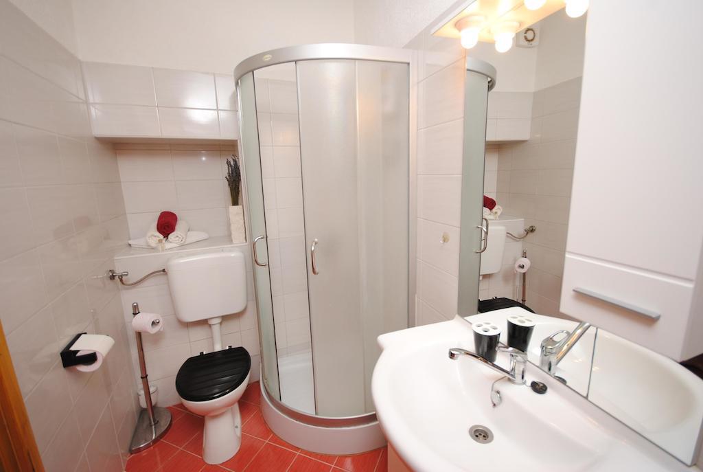 Guesthouse Ancient Stone Rovinj Room photo