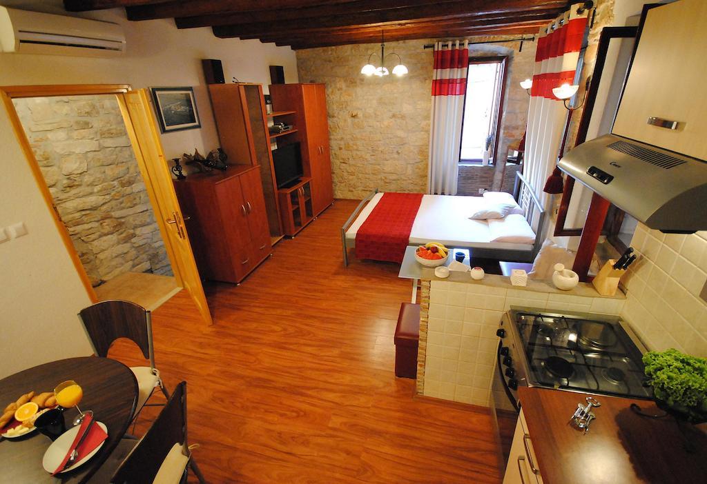 Guesthouse Ancient Stone Rovinj Room photo