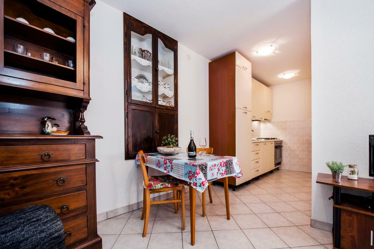 Guesthouse Ancient Stone Rovinj Exterior photo